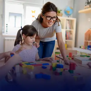 Aperfeiçoamento em Jogos, Brinquedos e Brincadeiras na Escola